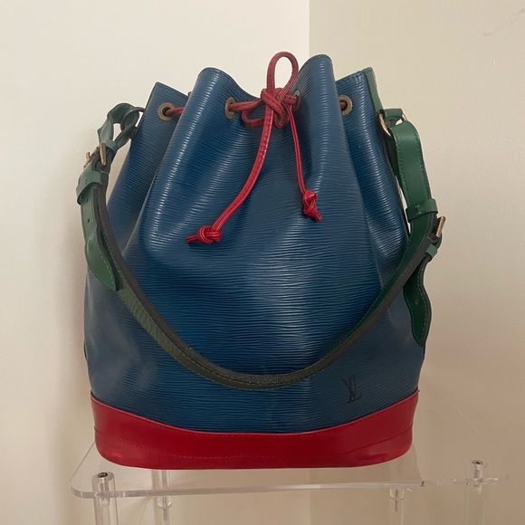 Multicolored Epi Noe Bucket Bag